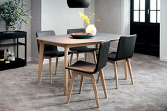 Skovby SM118 spisebord