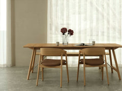 Andersen T7 spisebord - Massiv eg sæbebehandlet