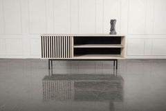 Akustik tv-skænk - Kristensen & Kristensen