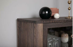 Velvet Kristensen & Kristensen vitrineskab -Ask