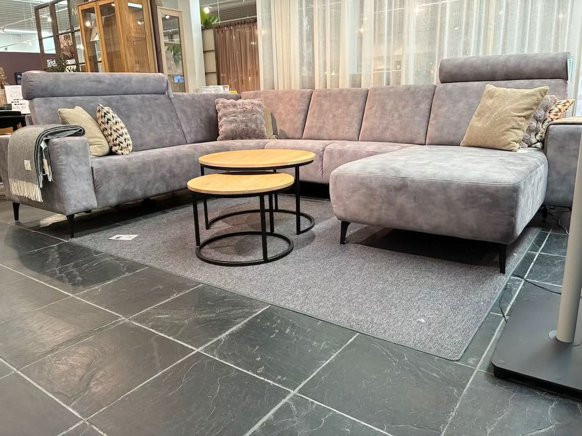 Solution hjørnsesofa med chaiselong og el-funktioner - Udstillingsmodel