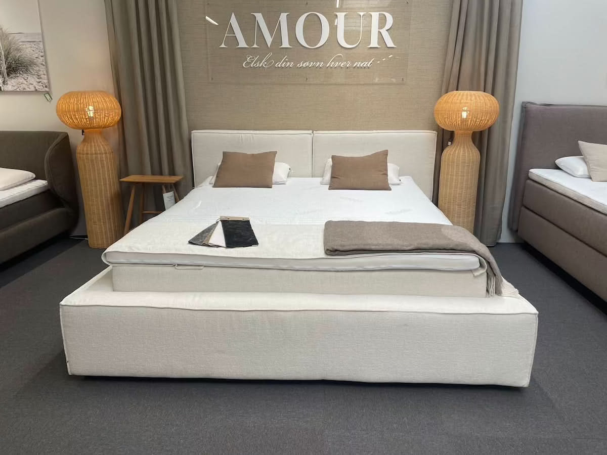 Amour Reims seng 180x200 - Udstillingsmodel