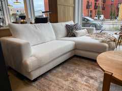 Cozy sofa med chaiselong - Udstillingsmodel