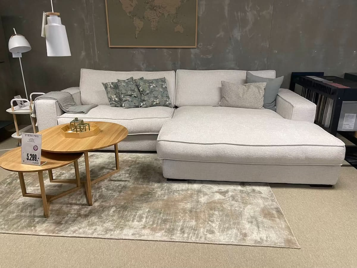 Cloud 4D sofa med chaiselong - Udstillingsmodel