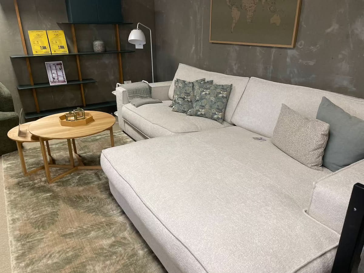 Cloud 4D sofa med chaiselong - Udstillingsmodel