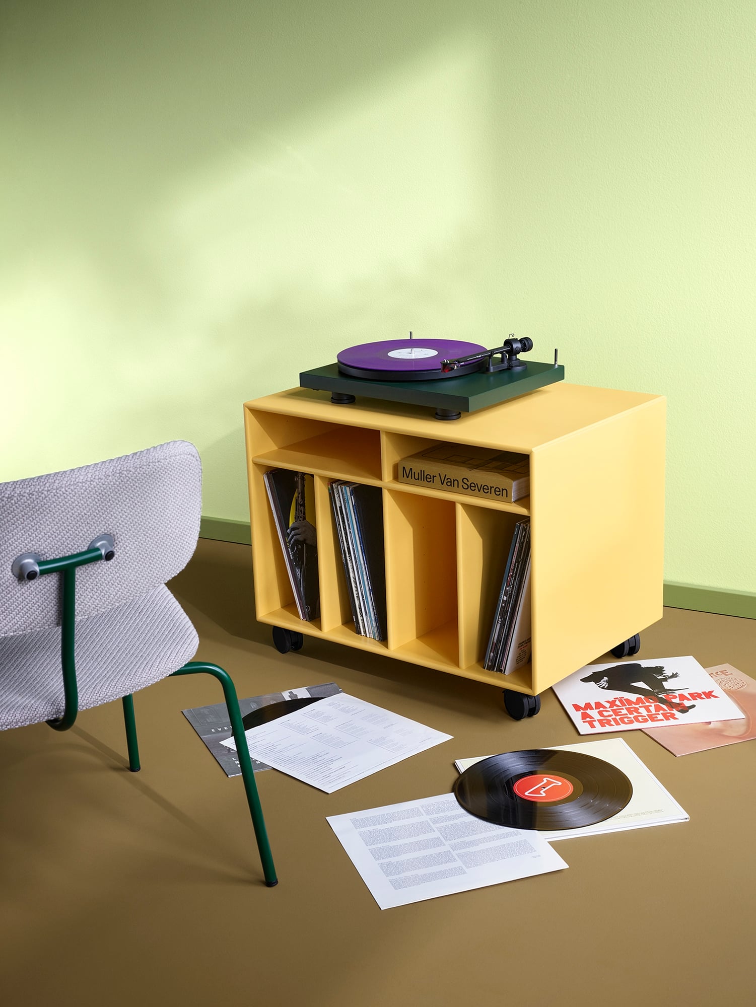 Montana SPIN I reol til vinyler – miljøbillede